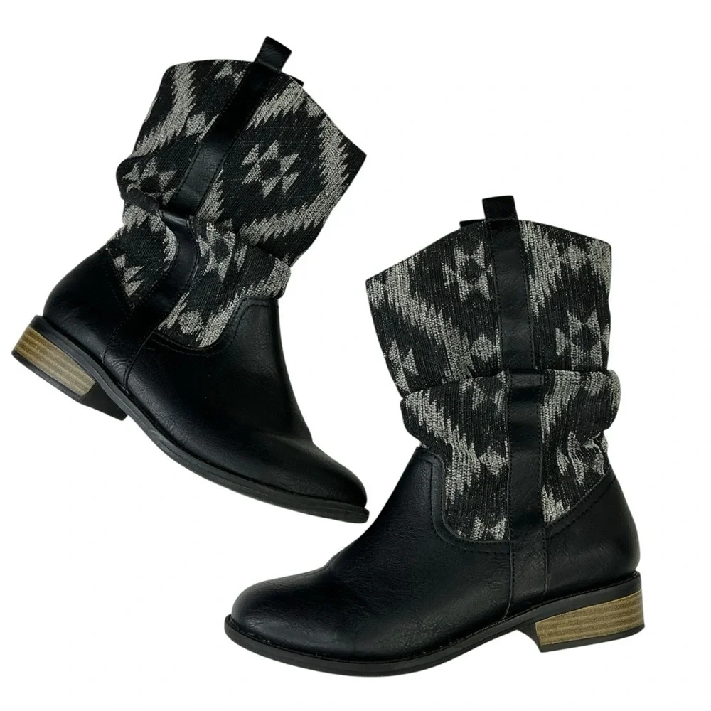 Old‎ Navy Black and Gray Girls Boots Size 2 Southwestern Print Slouchy Style